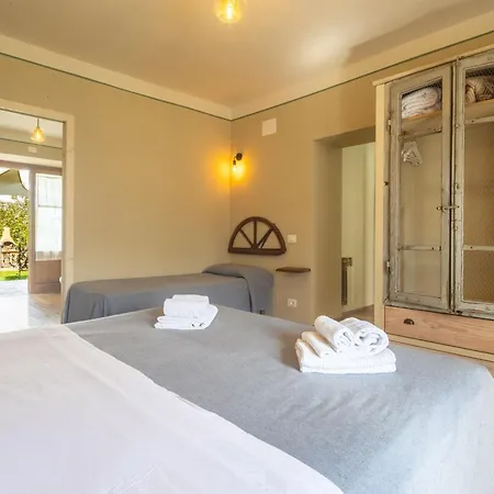 Villa Le Casaline By Vacavilla *